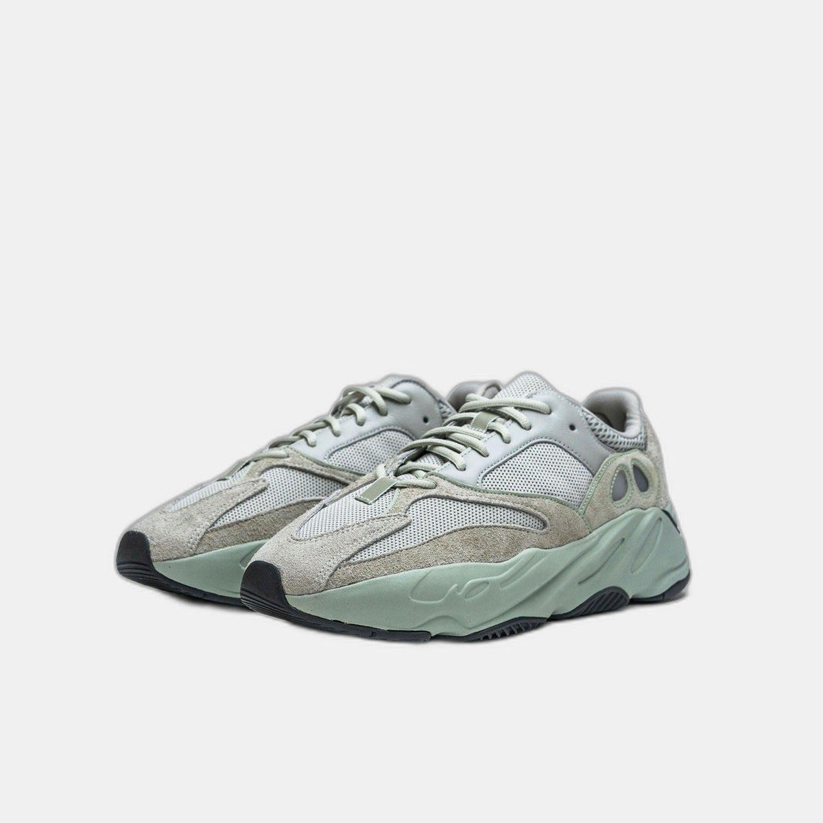 adidas Yeezy Boost 700 Salt (2019/2023)