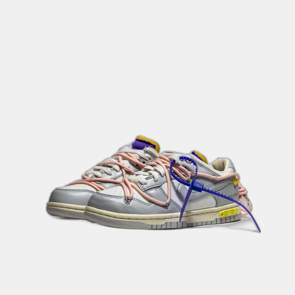 Nike Dunk Low Off-White Lot 24