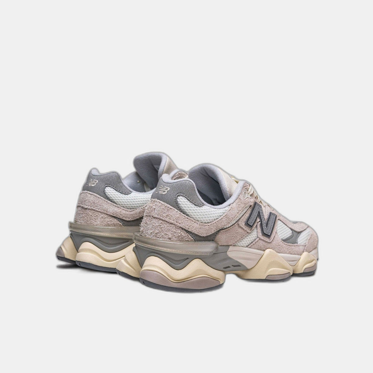 New Balance 9060 Moonbeam Sea Salt