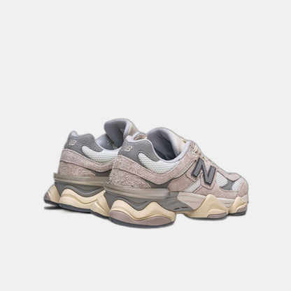 New Balance 9060 Moonbeam Sea Salt