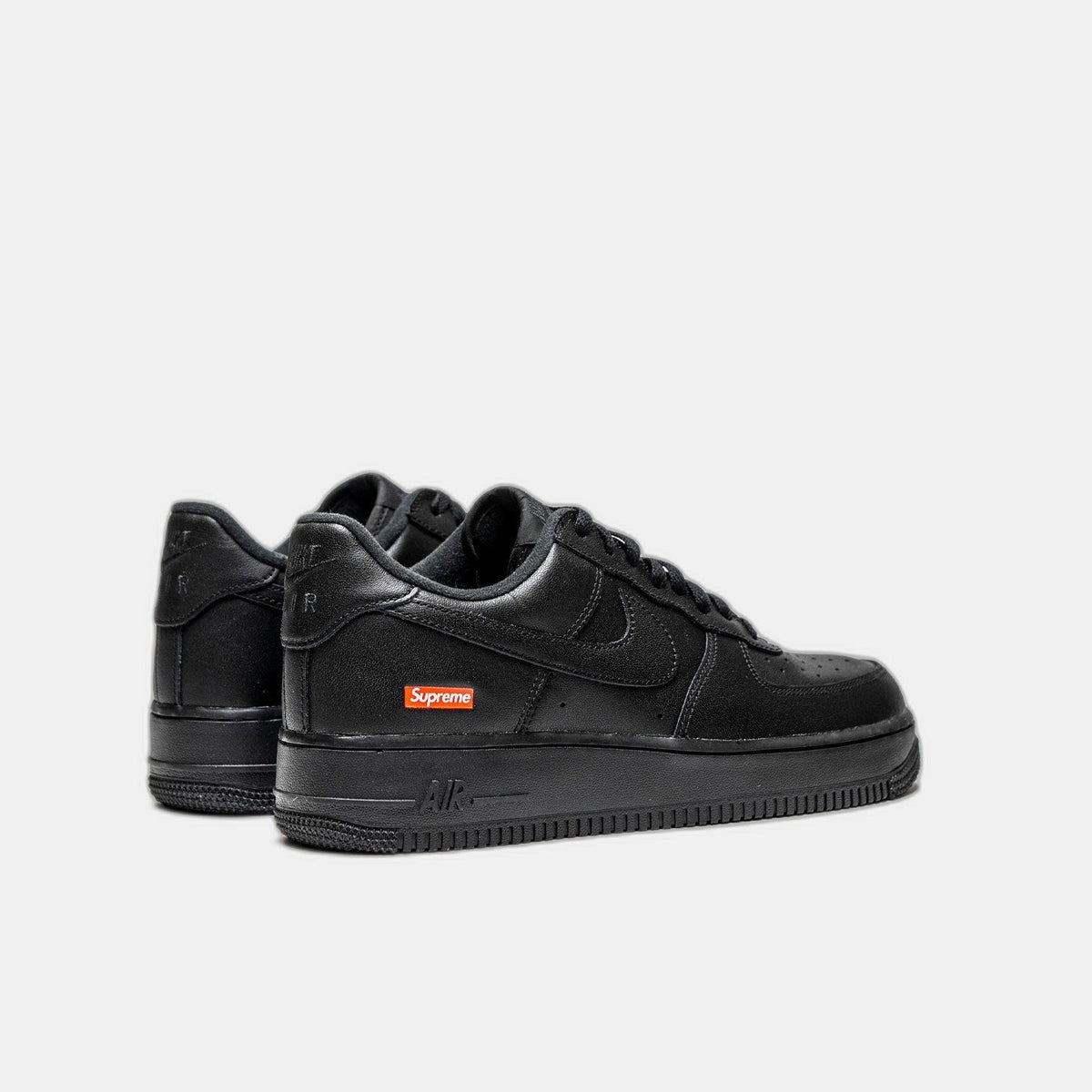 Nike Air Force 1 Low Supreme Black