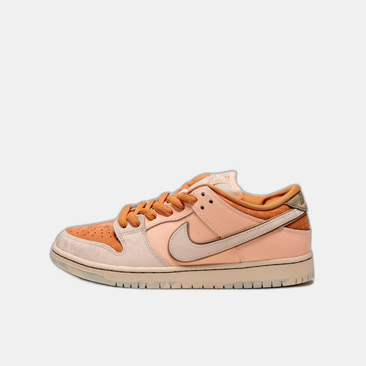 Nike SB Dunk Low Trocadéro Gardens