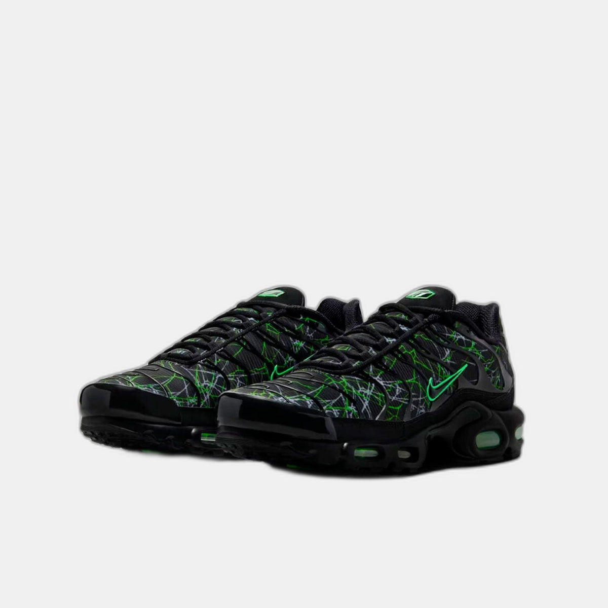 Nike Air Max Plus Shattered Glass