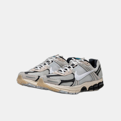 Nike Zoom Vomero 5 Supersonic Light Bone Black