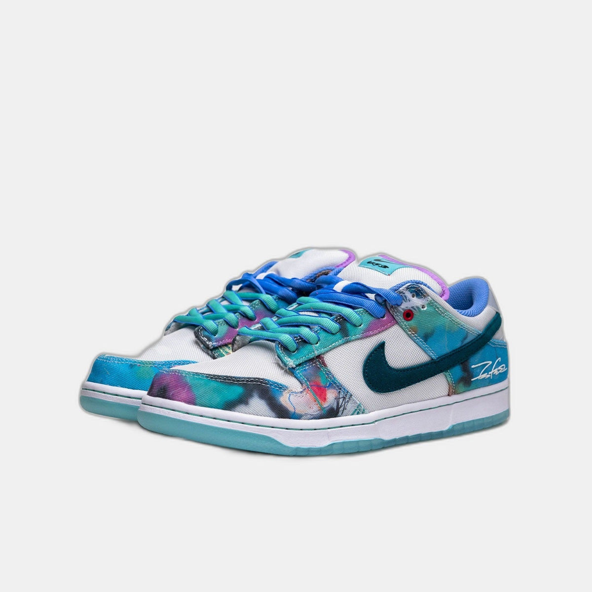 Nike SB Dunk Low Futura Laboratories Bleached Aqua