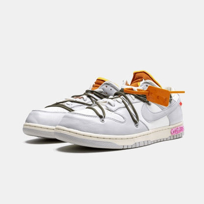 Nike® x Off-White® Dunk Low lot 22