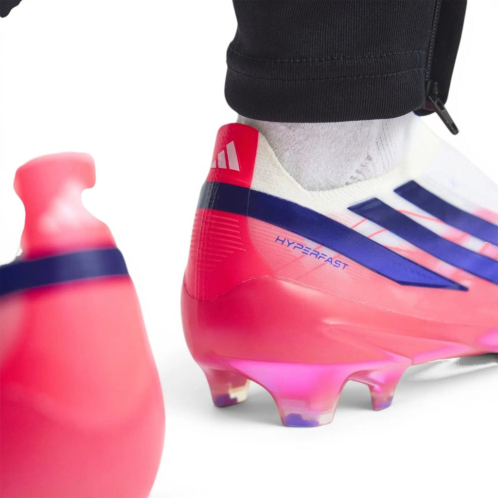 Adidas F50 Hyperfast Elite Laceless FG Control or Chaos - Blanc/Violet/Solar Turbo