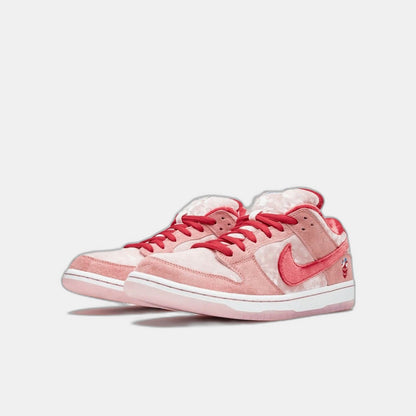 Nike SB Dunk Low StrangeLove Skateboards (Regular Box)