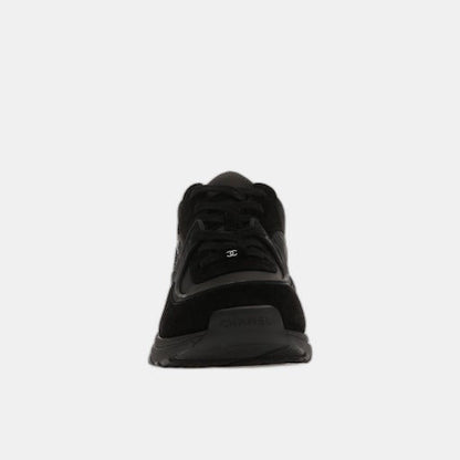 Chanel Low noir