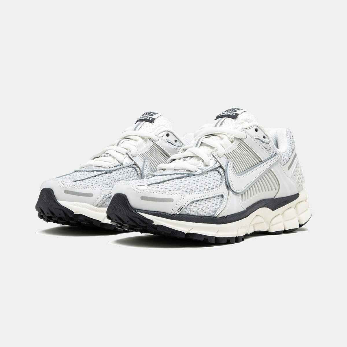 Nike Zoom Vomero 5 Photon Dust
