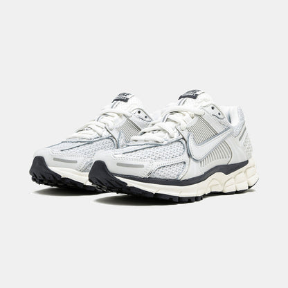 Nike Zoom Vomero 5 Photon Dust