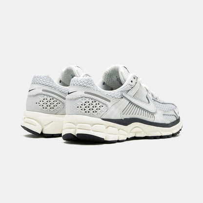 Nike Zoom Vomero 5 Photon Dust