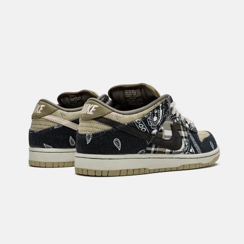 SB Dunk Low Travis Scott Nike