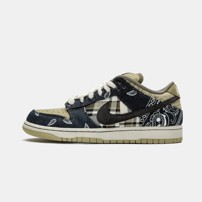 SB Dunk Low Travis Scott Nike