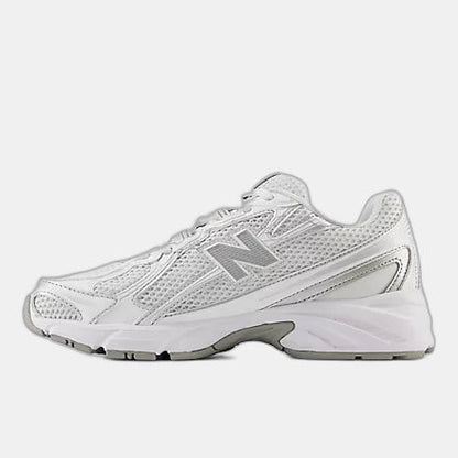 NB 740 White